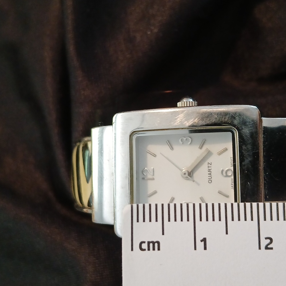 Fada Ind~Quartz Watch~Silver Tone~ Zebra 🦓 Stripe Cuff Band - Picture 17 of 17